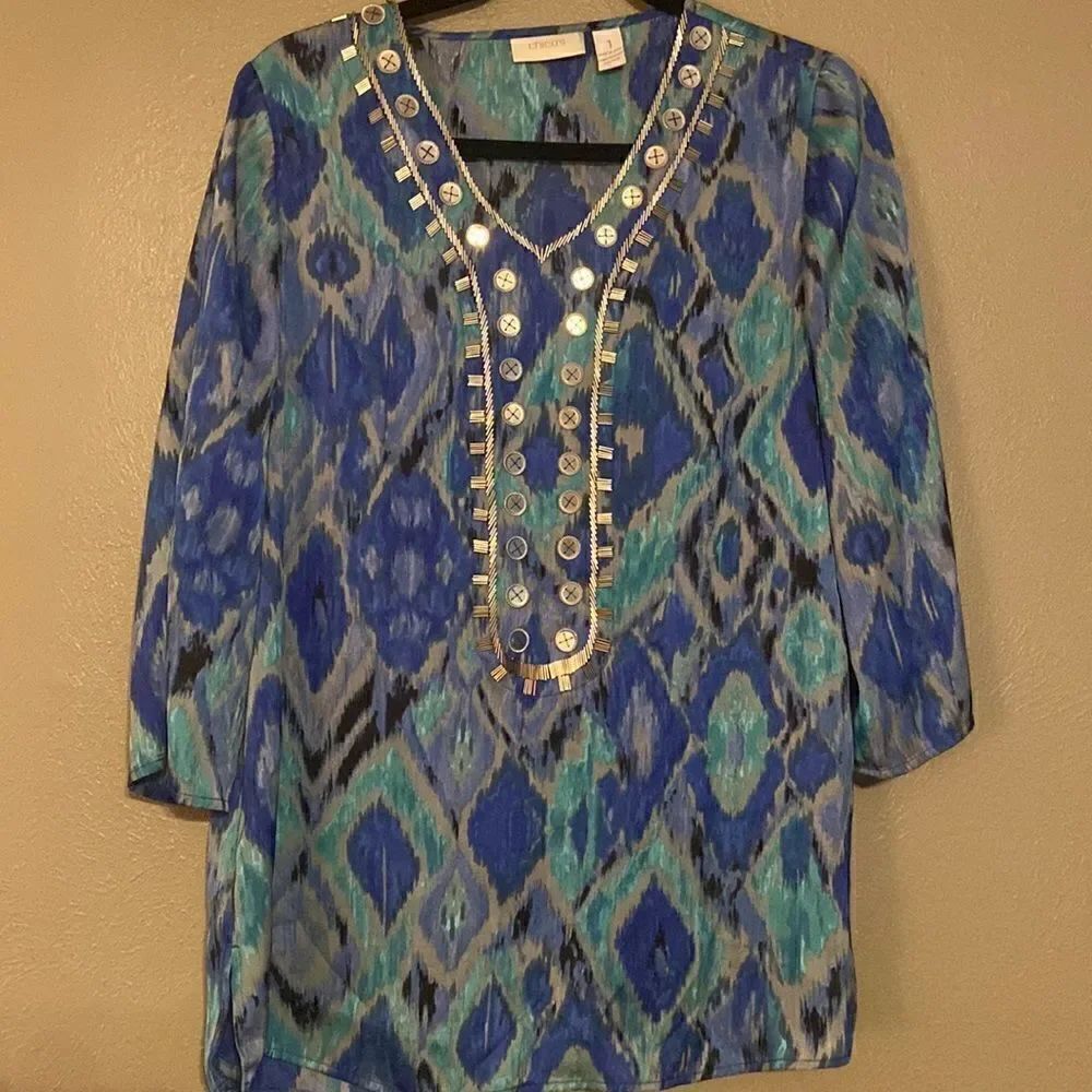 Chico's 1 Blue turquoise Print Embellished Tunic Top Blouse  Women’s  Size 1